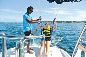 Parasailing 24