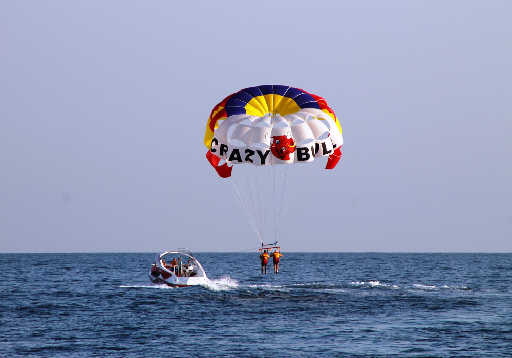 Parasailing Boats